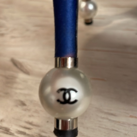 CHANEL Silk Pearl Detail Heels - Picture 5 of 16